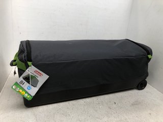 COLEMAN OCTAGON GREEN 8 PERSON TENT - RRP £300: LOCATION - C8