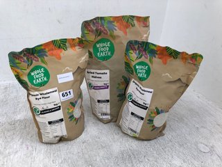 3 X ASSORTED WHOLE FOOD EARTH FOOD ITEMS TO INCLUDE WHOLE FOOD EARTH 1KG ORGANIC WHOLEMEAL RYE FLOUR - BBE 13/02/2025: LOCATION - C4