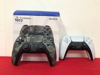 2 X ASSORTED SONY PLAYSTATION 5 CONTROLLERS: LOCATION - AR1