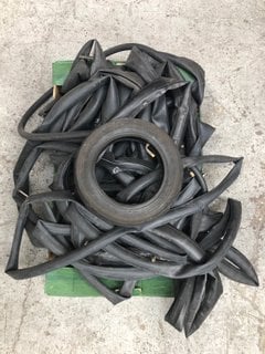 QTY OF ASSORTED BICYCLE INNER TUBES AND TYRES: LOCATION - BR21