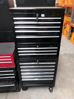 6 DRAWER WHEELED TOOL CHEST IN BLACK TO INCLUDE MATCHING 3 DRAWER MIDDLE CHEST AND 5 DRAWER TOP CHEST: LOCATION - B5