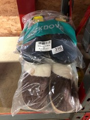 QTY OF ITEMS TO INCLUDE ROCKDOVE WOMANS MEMORY FOAM SLIPPERS SIZE 12-13:: LOCATION - C RACK
