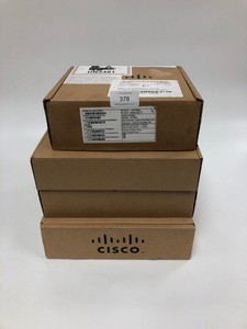 QTY OF TECH ITEMS TO INCLUDE CISCO IP CONFERENCE PHONE WIRELESS MICROPHONE KIT: LOCATION - SILVER RACK