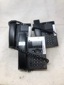 X 3 POLYCON VOIP PHONE, MODEL: VVX250: LOCATION - SILVER RACK