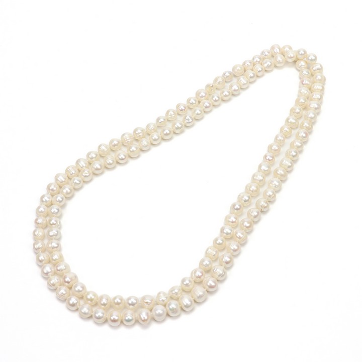 Natural White Freshwater Pearl AAA Necklace 9-10 mm, 122cm, 135g (VAT Only Payable on Buyers Premium)