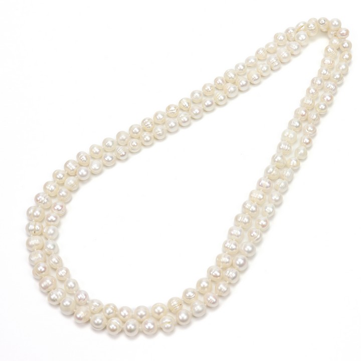 Natural White Freshwater Pearl AAA Necklace 9-10 mm, 122cm, 133.1g (VAT Only Payable on Buyers Premium)