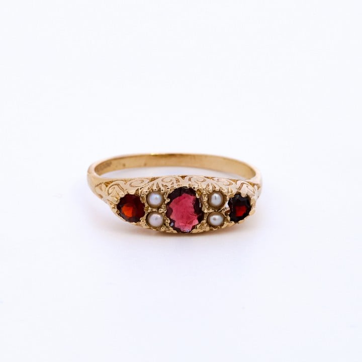 9ct Yellow Gold Garnet and Pearl Ring, Size N½, 2.1g