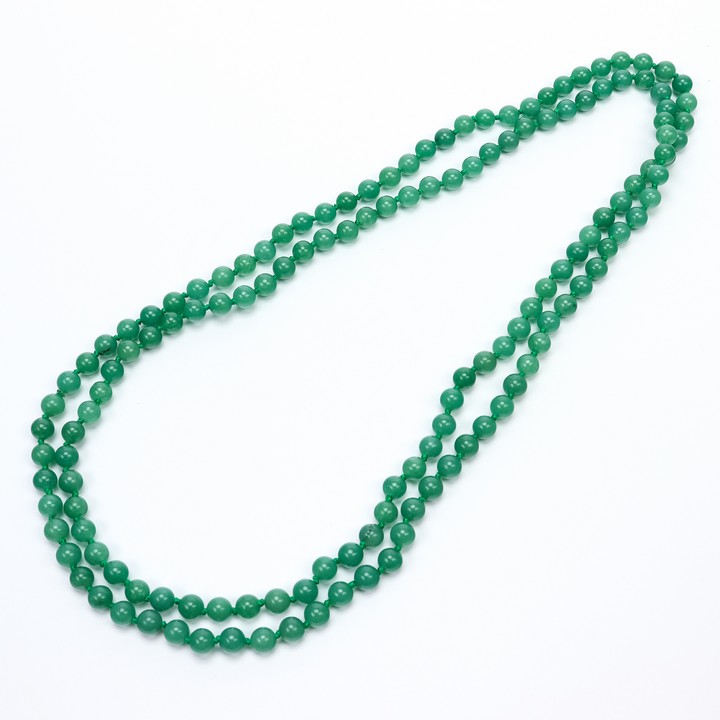 Green Jade Bead AA Necklace, 8.5mm, 137cm, 114g (VAT Only Payable on Buyers Premium)