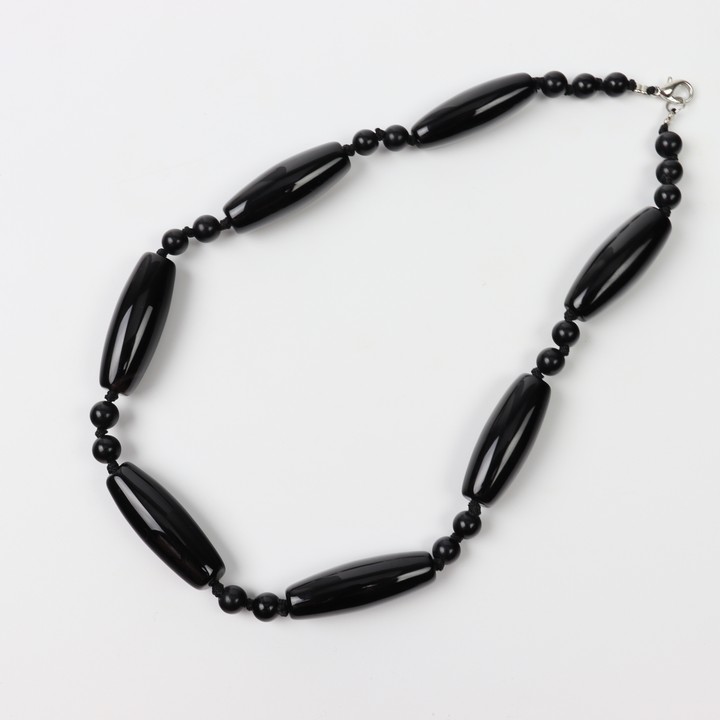 Copper Clasp Black Onyx AAA Necklace, 48cm, 101.6g (VAT Only Payable on Buyers Premium)