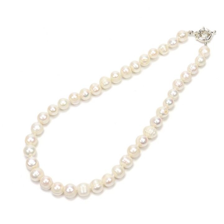 Copper Clasp White Freshwater Pearl AA Necklace 8-9mm, 46cm, 45g (VAT Only Payable on Buyers Premium)