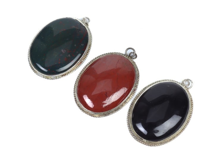 Silver Blood Stone, Red Jasper and Black Onyx Cabochon Oval-cut Pendants, 40x30mm, 56.6g