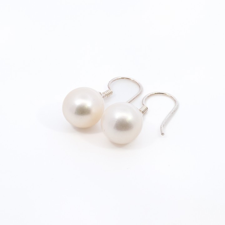 Silver Freshwater White Pearl AAA Drop Earrings, 9x11mm, 3.4g (VAT Only Payable on Buyers Premium)