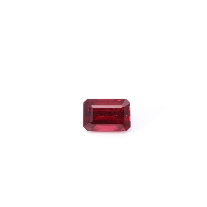 2.89ct Garnet Eye Clean Faceted Rectangle-cut Gemstone (Stone Chipped) (VAT Only Payable on Buyers Premium)
