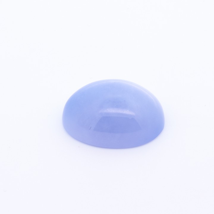 18.30ct Chalcedony Cabochon Oval-cut Gemstone (VAT Only Payable on Buyers Premium)