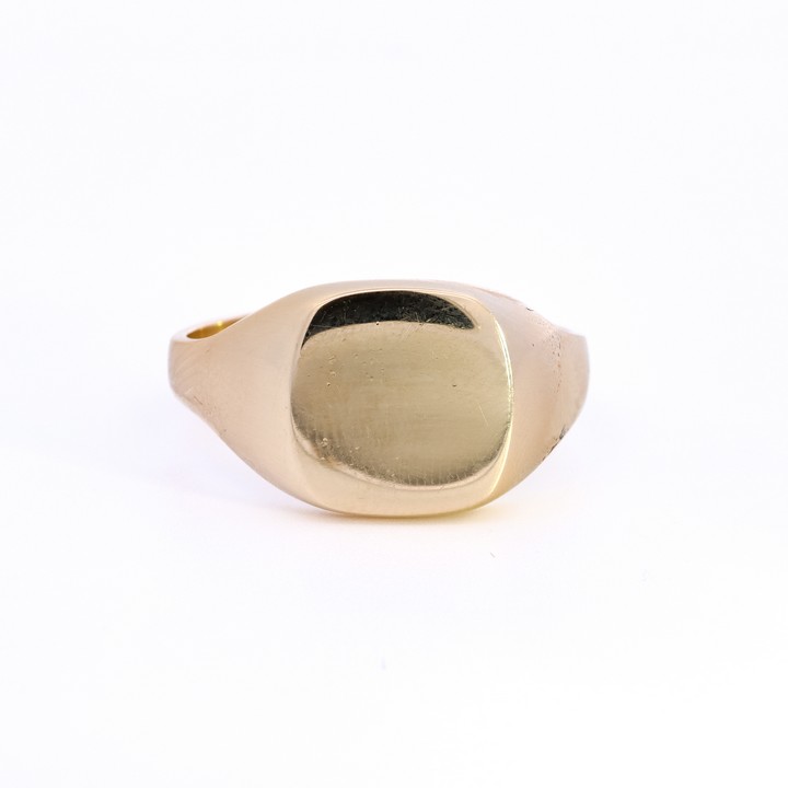 9ct Yellow Gold Signet Ring, Size V½, 7.6g.  Auction Guide: £250-£350