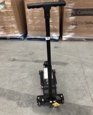 VIKING 3 TONNE LOW ENTRY TROLLEY JACK (COLLECTION OR OPTIONAL DELIVERY)