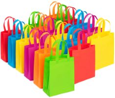 QTY OF ITEMS TO INLCUDE 30X ASSORTED ITEMS TO INCLUDE 30 PACK ASSORTED COLORS KIDS PARTY FAVORS BAGS 25X10X29 CM - COLORFUL NON-WOVEN TREATS GIFT BAGS WITH HANDLE - REUSABLE FABRIC TOTES FOR EASTER E