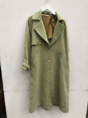 WOMAN’S GREEN COAT XS RRP £228 (DELIVERY ONLY)