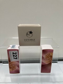 3 X LIZ EARLE BEAUTY PRODUCTS TO INCLUDE BALANCING GEL MASK
