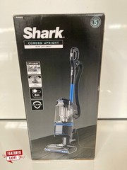 1 X SHARK CORDED UPRIGHT VACUUM CLEANER WITH LIFT AWAY / NV620UK RRP: £249