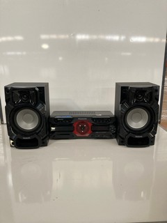 PANASONIC STEREO SYSTEM / BLUETOOTH WITH 2 SPEAKERS