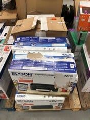 11 X EPSON PRINTER VARIOUS MODELS INCLUDING EXPRESSION HOME XP-2200 (MAY BE BROKEN OR INCOMPLETE).