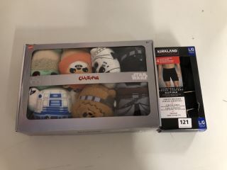 2 X ASSORTED ITEMS TO INCLUDE DISNEY 100 CUUTOPIA STAR WARS TOYS