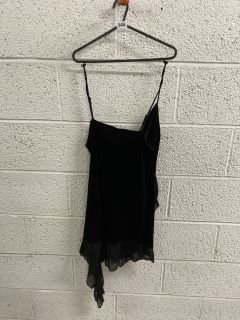 WOMEN'S DESIGNER DRESS IN BLACK VELVET - SIZE XL