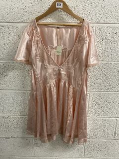 WOMEN'S DESIGNER SHORT DRESS/TOP IN PINK SALT COMBO - SIZE L - RRP £140