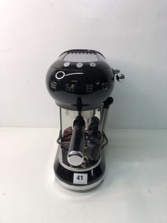 SMEG ESPRESSO COFFEE MACHINE RRP: £338