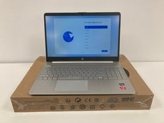 HP 15S-EQ00025NS 256 GB LAPTOP IN SILVER. (WITH BOX AND CHARGER, KEY PROBLEMS - JUMPS AUTOMATICALLY FROM TIME TO TIME). AMD RYZEN 3500U, 8 GB RAM, , AMD RADEON VEGA 8 GRAPHICS [JPTZ5583].