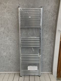 CHROME STRAIGHT TUBED HEATED TOWEL RADIATOR 1600 X 500MM - RRP £520: LOCATION - BOOTH