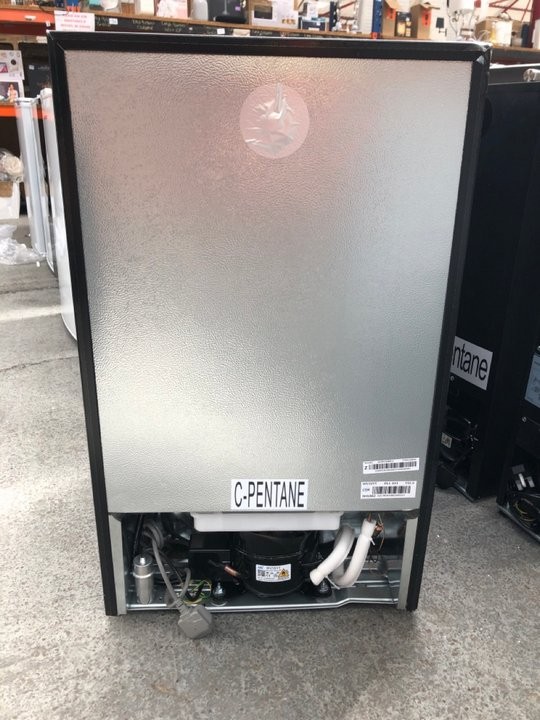 John Pye Auctions COOKOLOGY 121L UNDERCOUNTER FRIDGE IN BLACK MODEL UCFR110BK/1 RRP £160