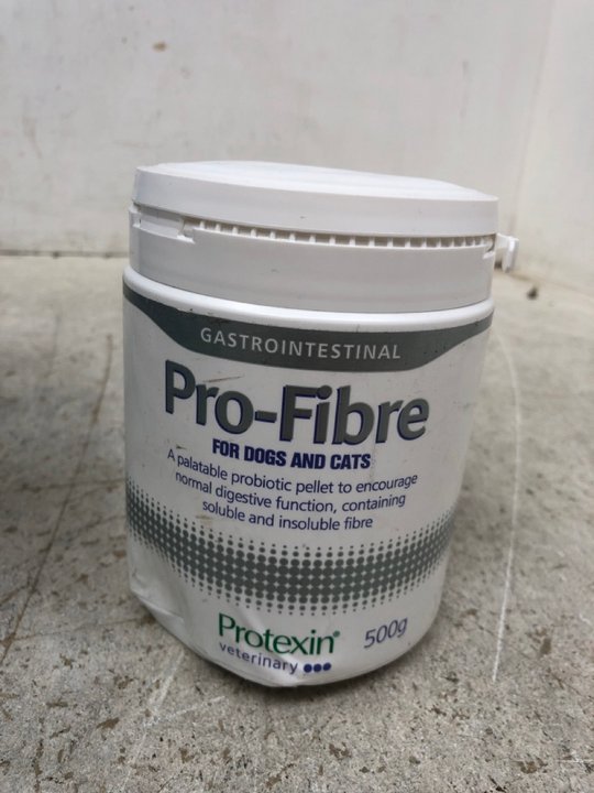 John Pye Auctions BUTCHERS NOURISHING FOOD FOR DOGS LEAN AND TASTY 18