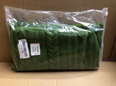 QTY OF ASSORTED ITEMS TO INCLUDE DOG KNITTED JUMPER. GREEN. XXL. TOTAL RRP £250: LOCATION - B RACK