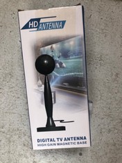 QTY OF ASSORTED ITEMS TO INCLUDE DIGITAL HD TV ANTENNA. TOTAL RRP £280: LOCATION - F RACK