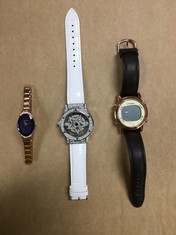 QTY OF ITEMS TO INCLUDE LIFEMAX CHIC TALKING ATOMIC WATCH UNISEX QUARTZ WATCH WITH WHITE DIAL DIGITAL DISPLAY AND BROWN LEATHER STRAP 1415C: LOCATION - F RACK