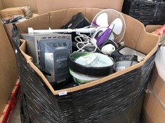 PALLET OF ASSORTED KITCHEN ITEMS TO INCLUDE SWAN KETTLE : LOCATION - FLOOR(COLLECTION OR OPTIONAL DELIVERY AVAILABLE)