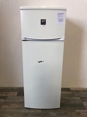 ZANUSSI FREESTANDING FRIDGE FREEZER: LOCATION - FLOOR(COLLECTION OR OPTIONAL DELIVERY AVAILABLE)