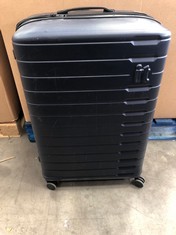 LARGE IT SUITCASE ::: LOCATION - A RACK(COLLECTION OR OPTIONAL DELIVERY AVAILABLE)