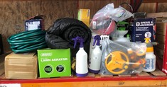 QTY OF GARDEN ITEMS TO INCLUDE SPEAR AND JACKSON 5L PRESSURE SPRAYER : LOCATION - A RACK(COLLECTION OR OPTIONAL DELIVERY AVAILABLE)