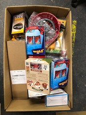 QTY OF ASSORTED ITEMS TO INCLUDE MOTEL MOUSE HUMANE MOUSE TRAP: LOCATION - A RACK