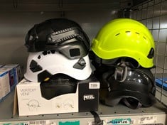 QTY OF SAFETY HELMETS TO INCLUDE PETZL VERTEX VENT SAFETY HELMET ADJUSTABLE SIZE : LOCATION - BACK RACK