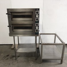 CUPPONE DOUBLE DECK ELECTRIC PIZZA OVEN MODEL TZ425/2M-C5-CP SERIAL NUMBER TZ4252MC5CP-16031369 YEAR 2016 TO INCLUDE STAINLESS STEEL STANDS
