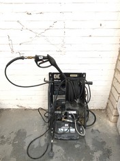 HYUNDAI BE 1500PSI 2-IN-1 WALL MOUNTED ELECTRIC PRESSURE WASHER MODEL:P1515EPNW RRP £639 (COLLECTION OR OPTIONAL DELIVERY)
