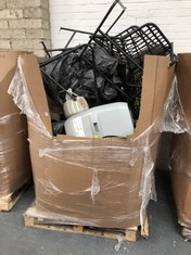 PALLET OF ASSORTED ITEMS TO INCLUDE BLACK METAL/RATTAN GARDEN CHAIR (COLLECTION OR OPTIONAL DELIVERY) (KERBSIDE PALLET DELIVERY)