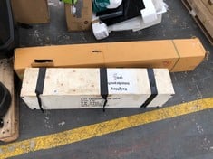 05 TONNE TRANSMISSION JACK TO INCLUDE REAR BUMPER IN STAINLESS STEEL - MODEL NO 832820201 (COLLECTION OR OPTIONAL DELIVERY)