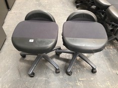 2 X RH ACTIV 300 OFFICE CHAIR IN BLACK (DAMAGED / INCOMPLETE) (COLLECTION OR OPTIONAL DELIVERY)