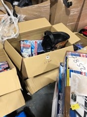 2 X BOXES OF ASSORTED ITEMS TO INCLUDE CLARKE SOLAR POWERED ARC ACTIVATED WELDING HEADSHIELD WITH GRINDING FUNCTION (COLLECTION OR OPTIONAL DELIVERY)