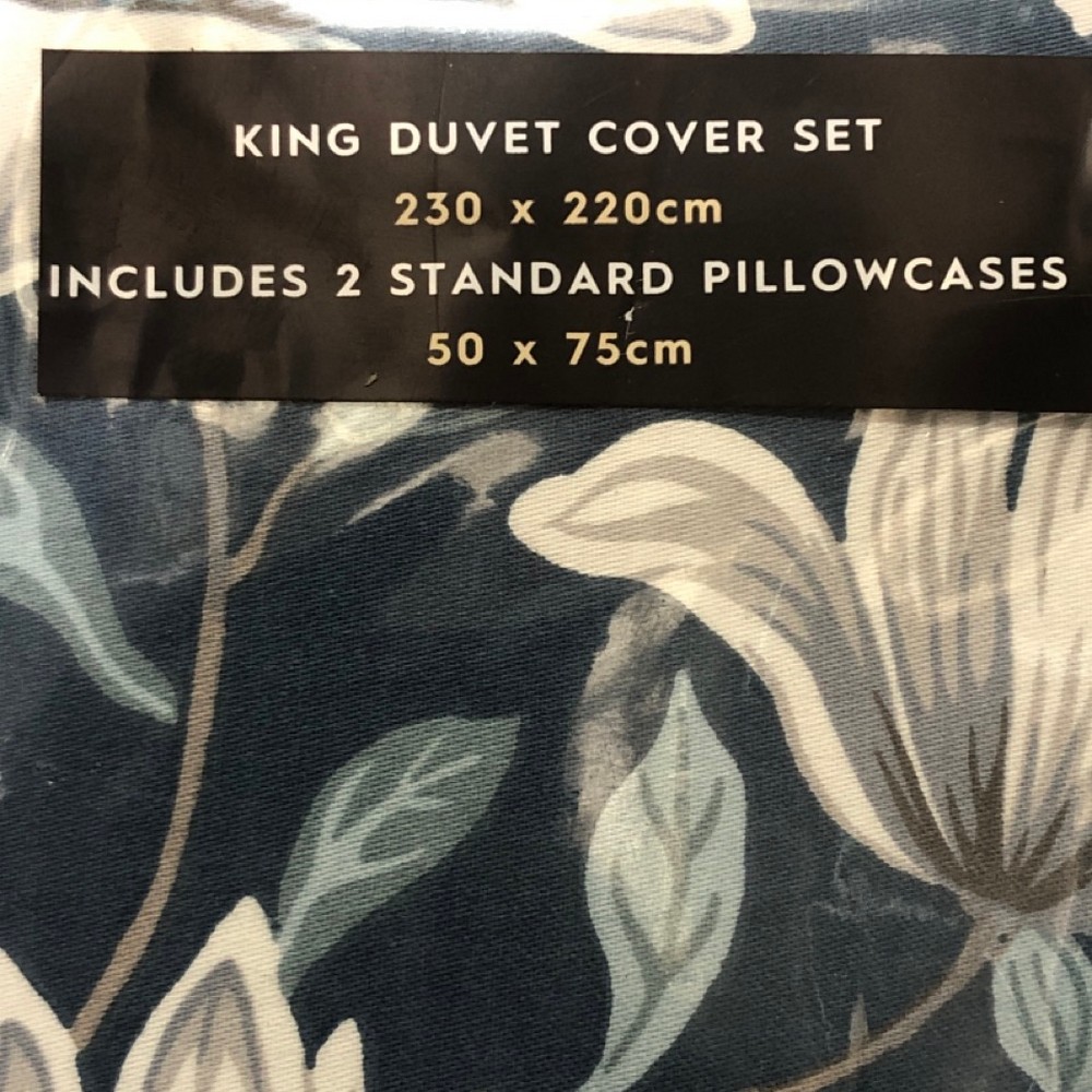 John Pye Auctions 3 X LAURA ASHLEY ASSORTED DUVET COVER SETS TO
